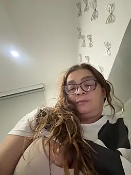 AntonellaAlondra4 online show from November 2025 04:22:01 AM