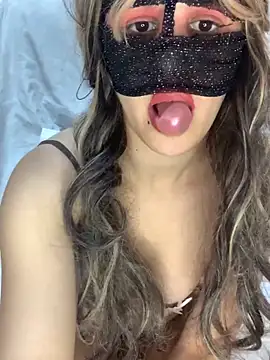 senoritaseno online show from February 2025 08:06:02 PM