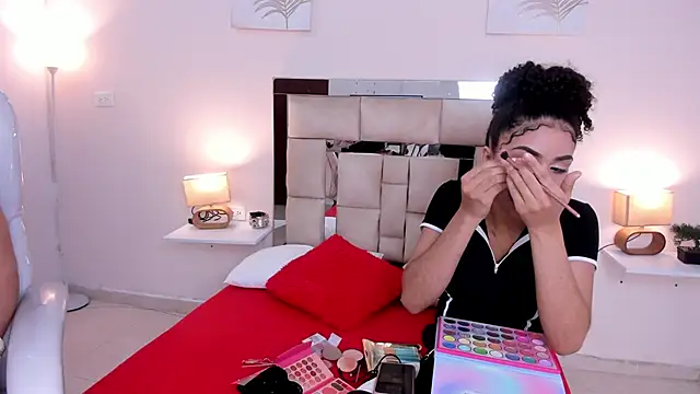 saraandstiven online show from March 2025 04:05:02 AM