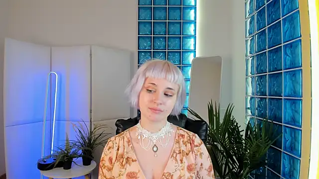 Pieris Lisa online show from January 2025 02:12:02 PM