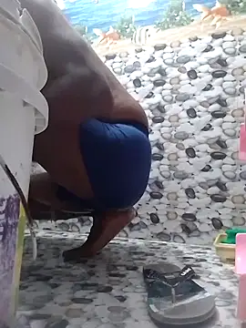 Snapshot of its_yonish chatting on November 2025 08:37:01 AM its yonish online show from November 2025 08:37:01 AM