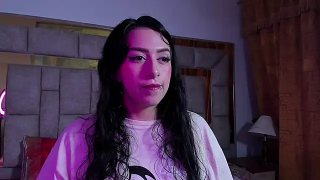 Snapshot of AlondraMendez chatting on March 2025 05:11:01 AM AlondraMendez online show from March 2025 05:11:01 AM