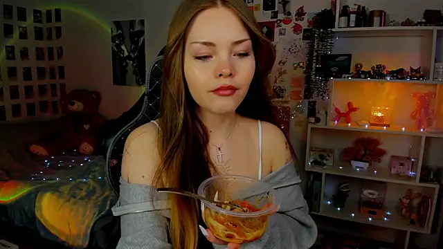 AkiraKatsu online show from March 2026 12:41:02 PM