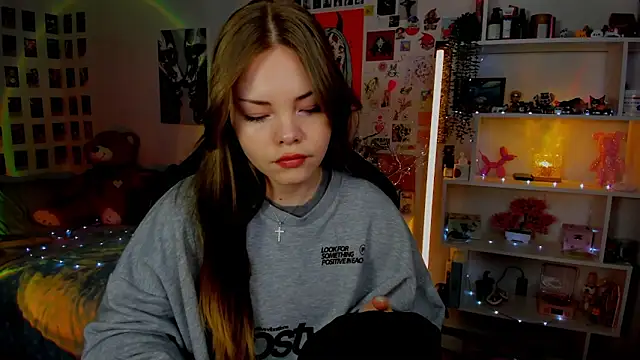 AkiraKatsu online show from April 2026 10:17:02 AM