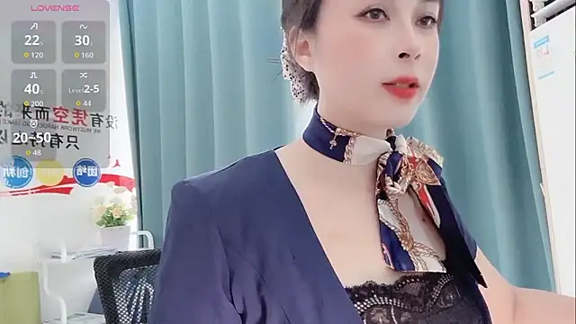 Snapshot of Qwi-V1 chatting on September 2025 08:14:02 AM Qwi-V1 online show from September 2025 08:14:02 AM