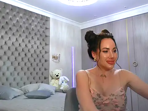 Snapshot of TianaPosh chatting on February 2025 05:25:01 AM TianaPosh online show from February 2025 05:25:01 AM