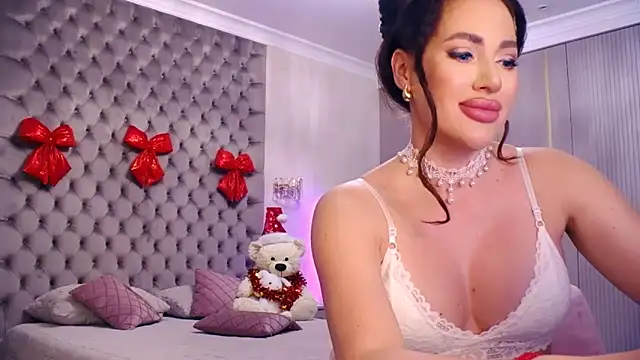 TianaPosh online show from December 2025 09:53:02 PM