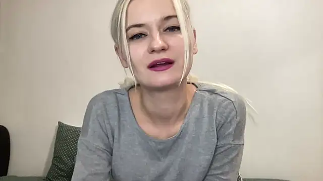 Onika Love online show from November 2025 10:54:01 PM