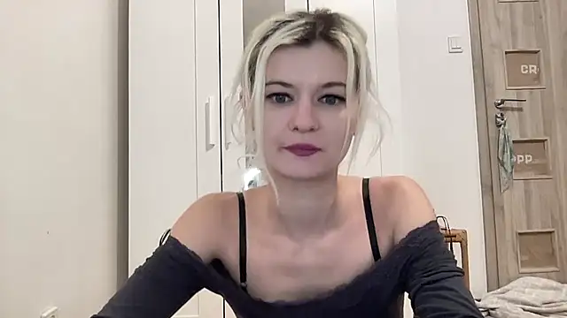 Onika Love online show from March 2026 04:03:01 PM