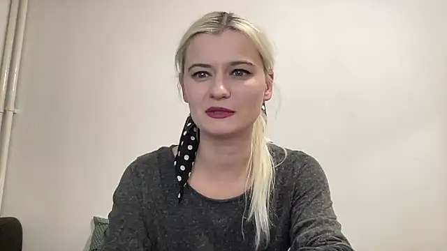 Onika Love online show from November 2025 11:41:02 PM