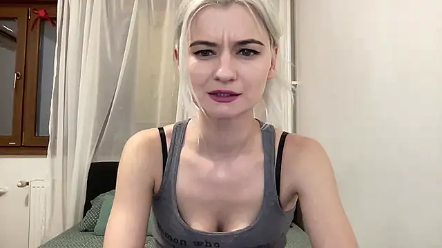 Onika Love online show from March 2026 06:39:01 PM