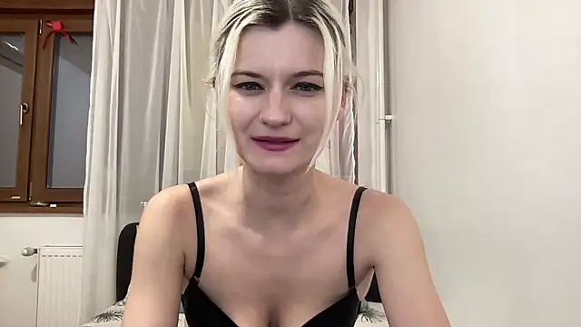 Onika Love online show from March 2026 01:11:01 AM