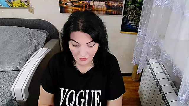 Lady Boom Wild  online show from November 2025 06:30:01 PM