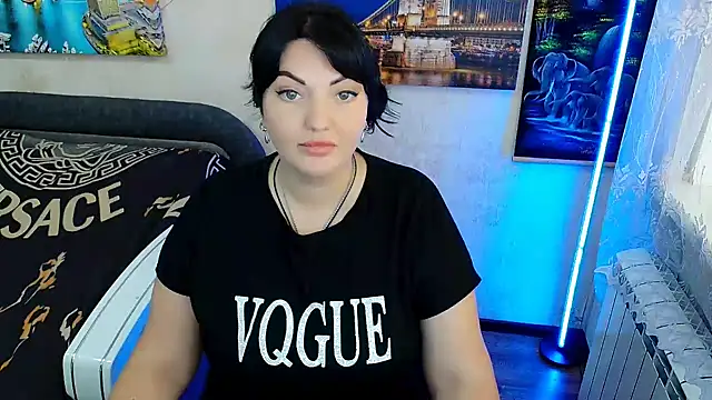 Lady Boom Wild  online show from September 2025 10:00:02 AM
