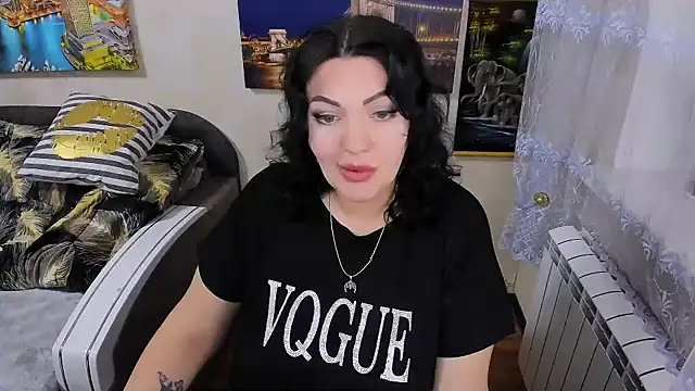 Lady Boom Wild  online show from February 2026 08:17:01 PM