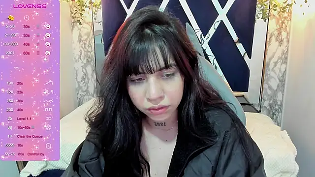 Violet m online show from December 2024 12:33:02 AM