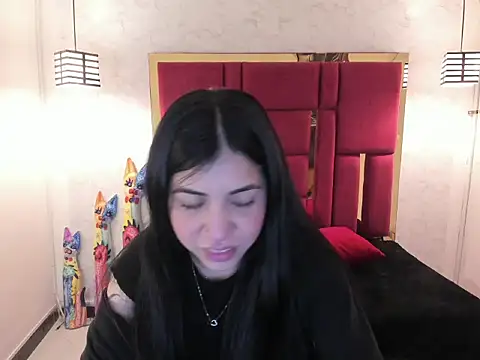 Violet m online show from September 2025 11:47:02 AM