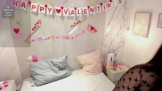 rose nova online show from February 2026 08:06:01 PM