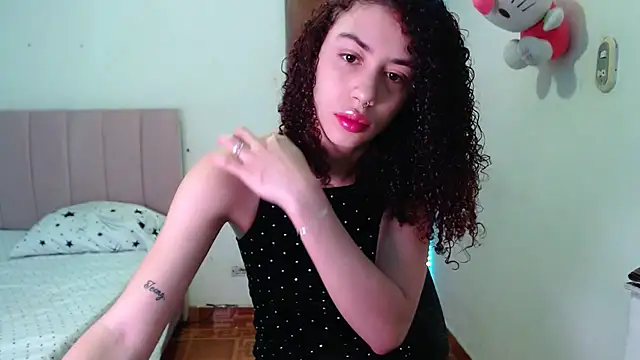 Perla web09 online show from November 2025 08:23:01 PM