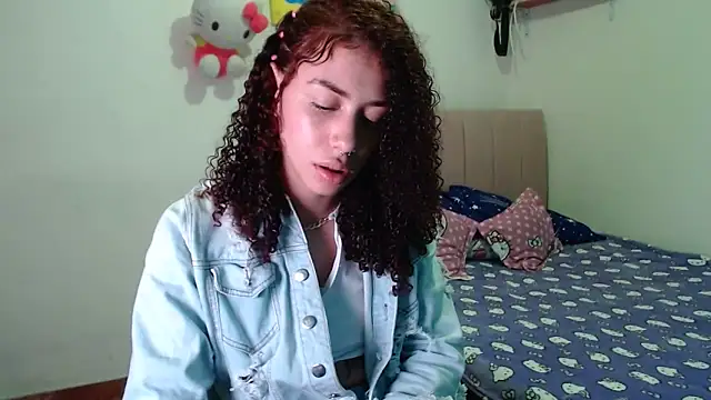 Perla web09 online show from September 2025 09:59:02 PM