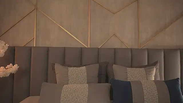 miia blake online show from February 2026 10:33:02 PM