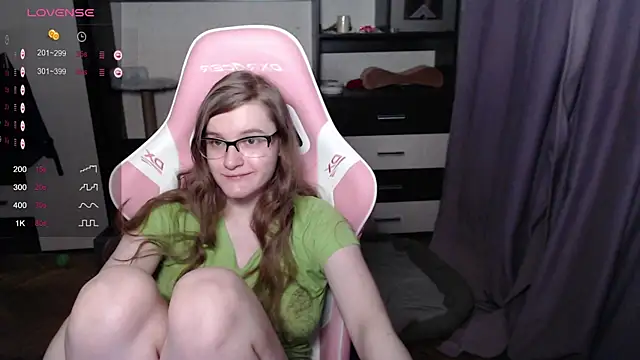 Snapshot of Tomato_Tease chatting on March 2025 01:11:01 AM Tomato Tease online show from March 2025 01:11:01 AM