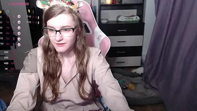 Snapshot of Tomato_Tease chatting on December 2024 02:25:02 AM Tomato Tease online show from December 2024 02:25:02 AM