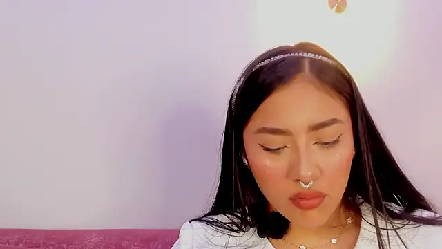 nicolle pierce online show from January 2026 04:03:02 PM