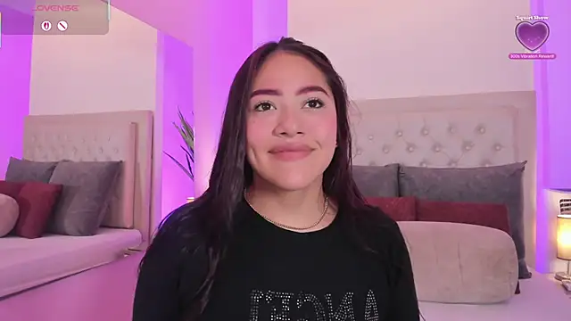 nicolle pierce online show from April 2026 11:50:02 AM