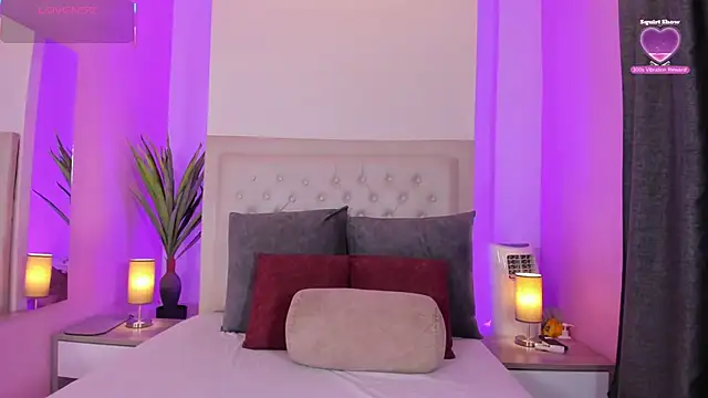 nicolle pierce online show from April 2026 10:21:02 AM