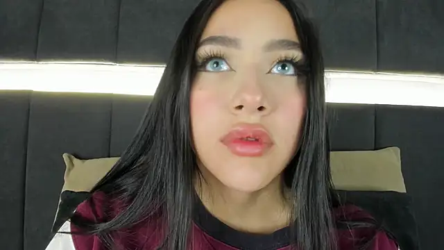 nicolle pierce online show from September 2025 02:34:01 PM
