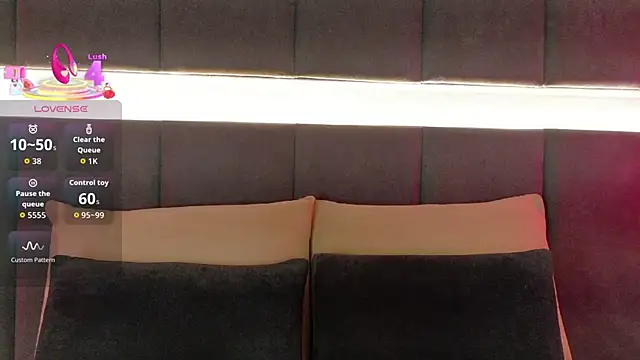 Snapshot of nicolle_pierce chatting on November 2025 02:07:02 PM nicolle pierce online show from November 2025 02:07:02 PM