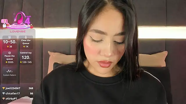 nicolle pierce online show from September 2025 02:37:02 PM