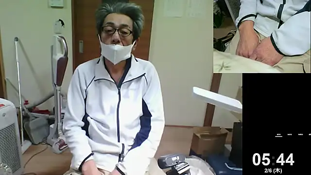 mama010-chan online show from February 2025 08:46:01 PM