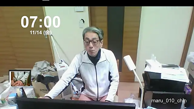 mama010-chan online show from November 2025 10:02:01 PM