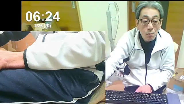 mama010-chan online show from February 2026 09:25:01 PM