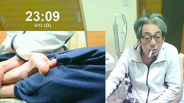 mama010-chan online show from April 2026 02:09:01 PM