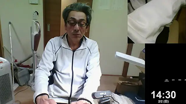 mama010-chan online show from February 2025 05:32:01 AM