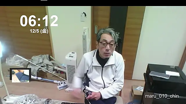 mama010-chan online show from December 2025 09:14:02 PM