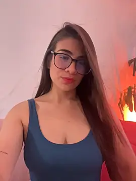 Snapshot of MariaIsabella8 chatting on June 2026 09:15:02 PM MariaIsabella8 online show from June 2026 09:15:02 PM
