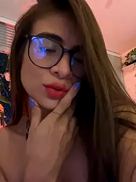 MariaIsabella8 online show from October 2025 11:39:01 PM