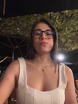 MariaIsabella8 online show from October 2025 12:22:01 AM