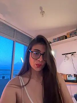 MariaIsabella8 online show from April 2026 11:01:02 PM