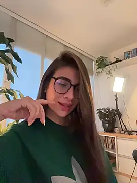 MariaIsabella8 online show from April 2026 10:11:01 PM