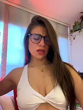 MariaIsabella8 online show from November 2025 06:45:02 PM