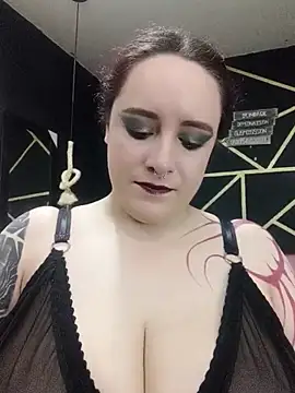 Snapshot of Gelena_Black chatting on March 2025 07:01:02 PM Gelena Black online show from March 2025 07:01:02 PM