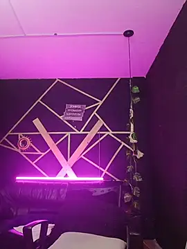 Snapshot of Gelena_Black chatting on November 2025 12:15:02 PM Gelena Black online show from November 2025 12:15:02 PM