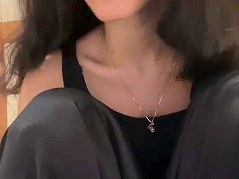 Divyaa69 online show from May 2026 04:58:01 PM