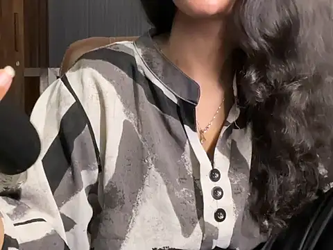 Divyaa69 online show from June 2026 07:41:02 PM