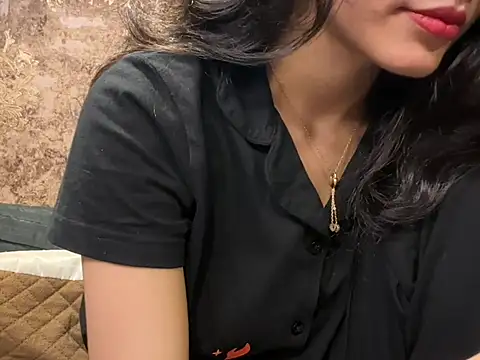 Divyaa69 online show from July 2026 02:25:02 PM